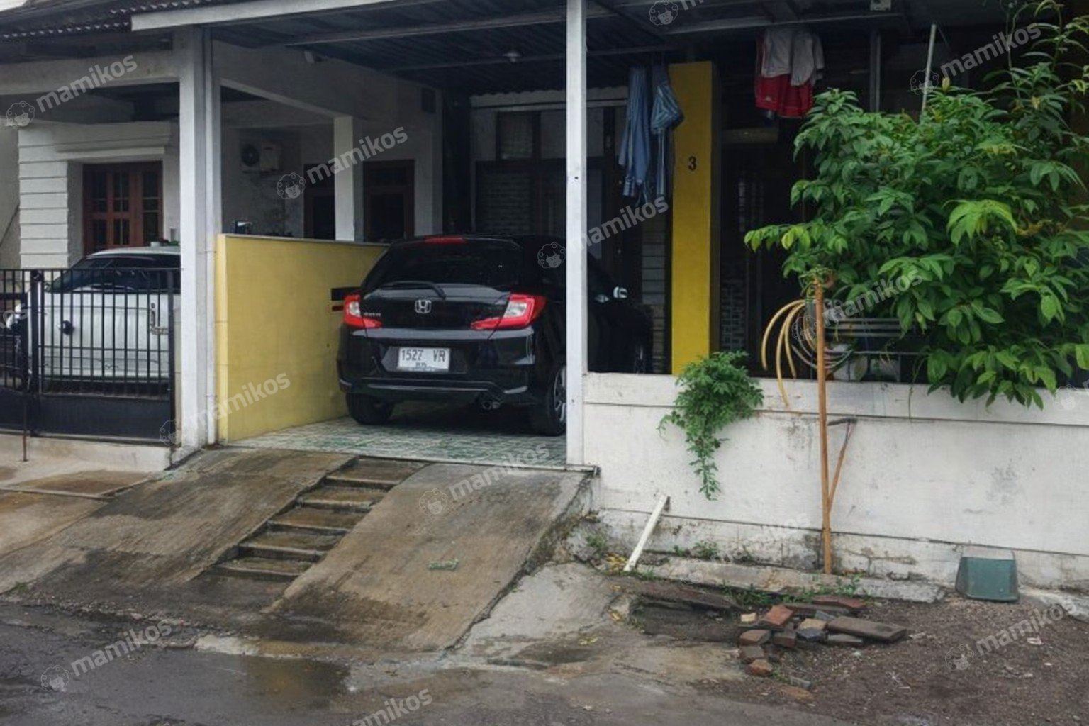Rumah Sertifikat SHM 3 Kamar Tidur 2 Kamar Mandi Taman Palem Jakarta Barat