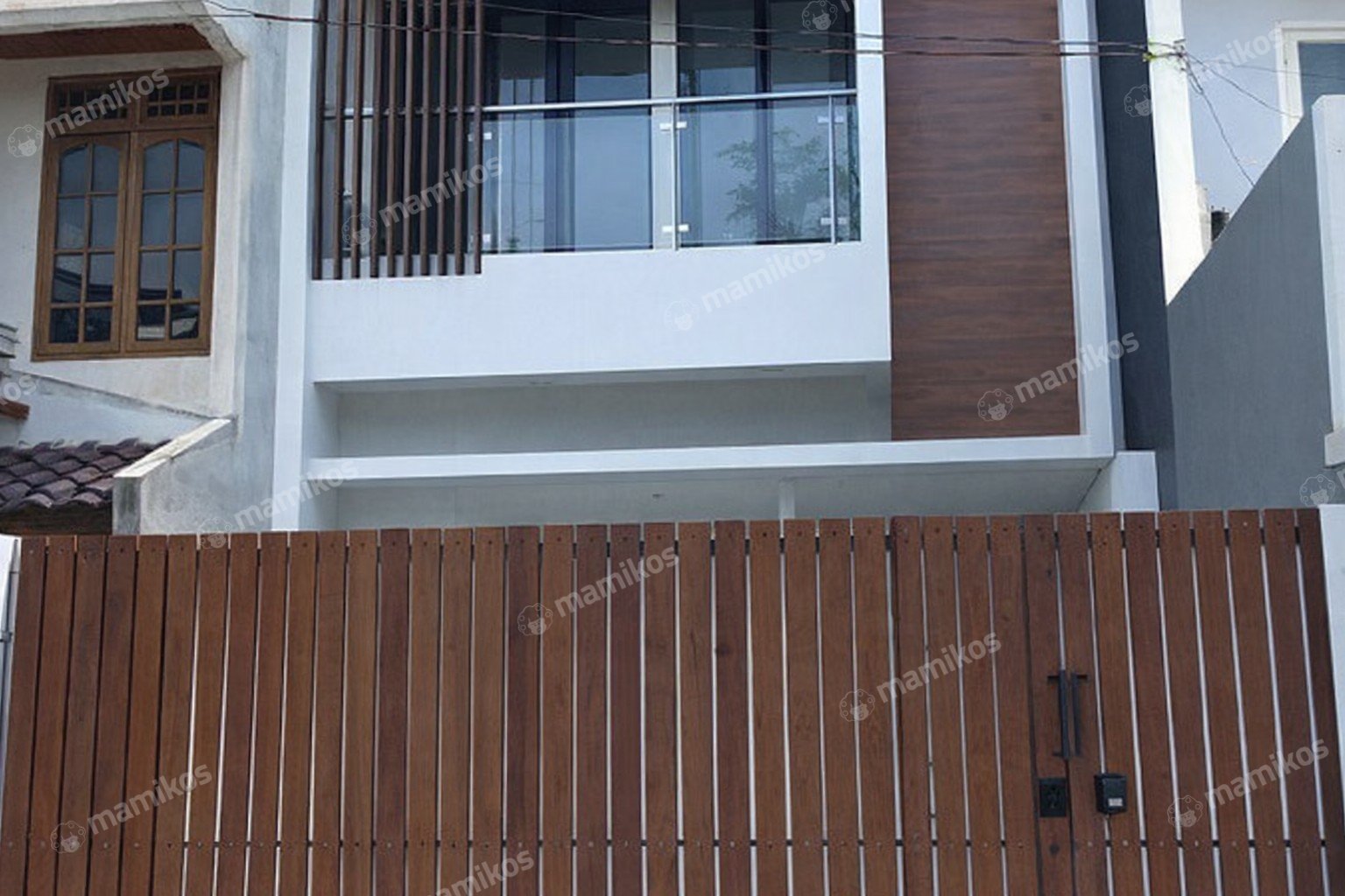 Rumah Baru Sertifikat SHM 3 Kamar Tidur Pondok Kelapa Jakarta Timur