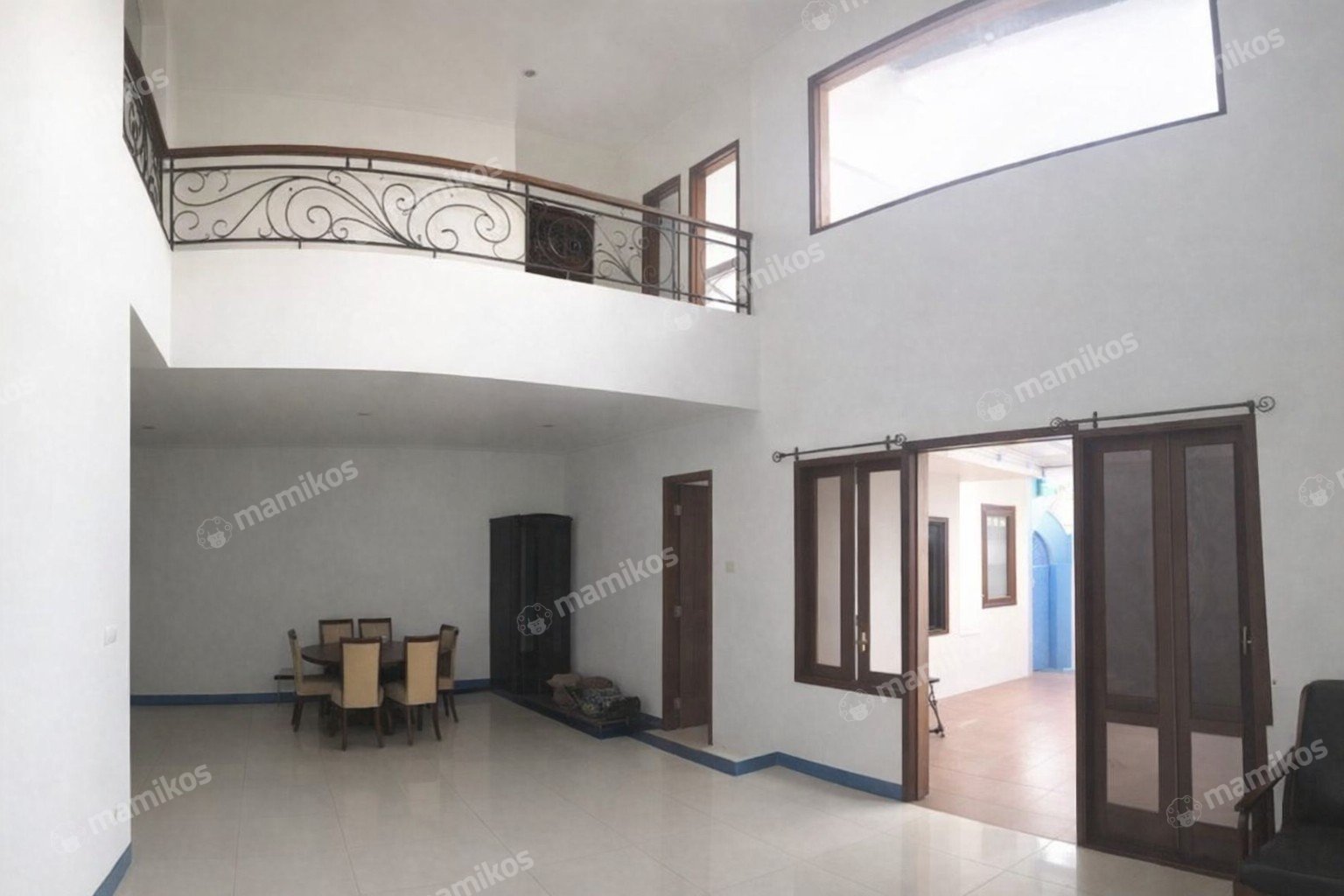 Rumah Sertifikat SHM 5 Kamar Tidur 5 Kamar Mandi Duren Sawit Jakarta Timur - Photo 4