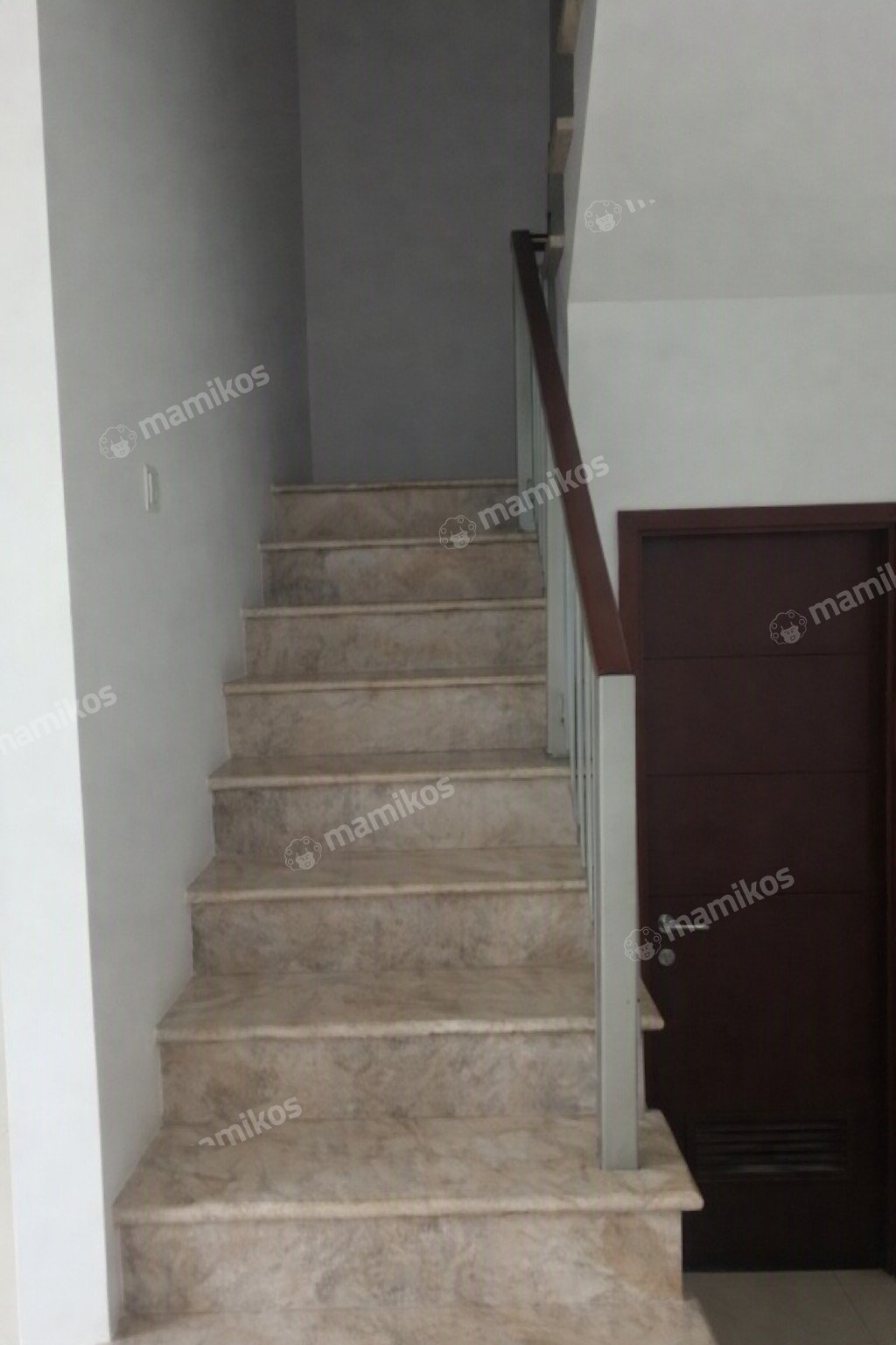 Rumah Sertifikat HGB 3 Kamar Tidur 3 Kamar Mandi Pantai Indah Kapuk Jakarta Utara - Photo 4