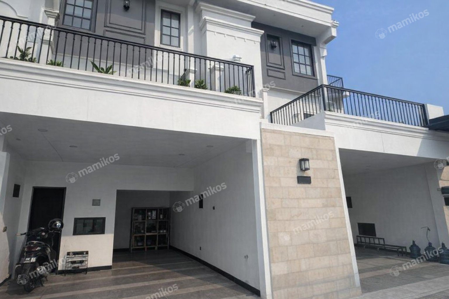 Rumah Sertifikat SHM 6 Kamar Tidur 4 Kamar Mandi Pejaten Jakarta Selatan