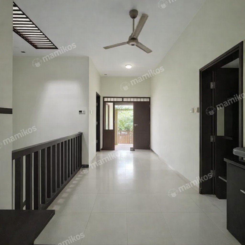 Rumah Sertifikat SHM 3 Kamar Tidur 3 Kamar Mandi Raffles Hills Jakarta Timur - Photo 5