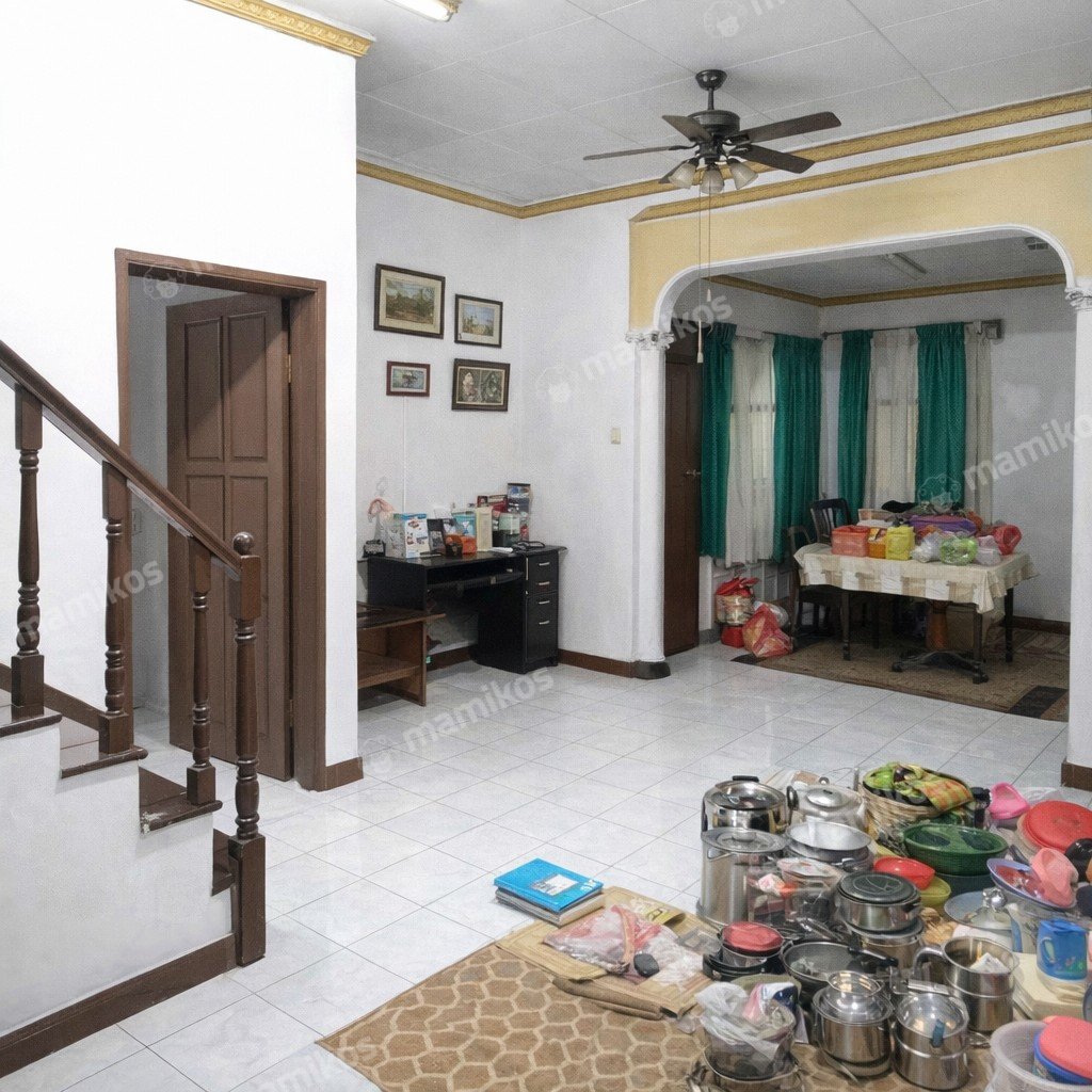 Rumah Sertifikat SHM 3 Kamar Tidur 3 Kamar Mandi Utan Kayu Jakarta Timur - Photo 3