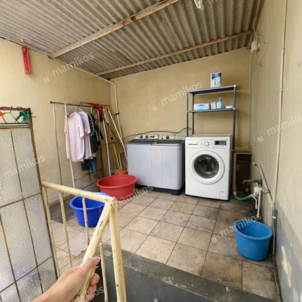 Rumah Sertifikat SHM 4 Kamar Tidur 3 Kamar Mandi Kembangan Jakarta Barat - Photo 2