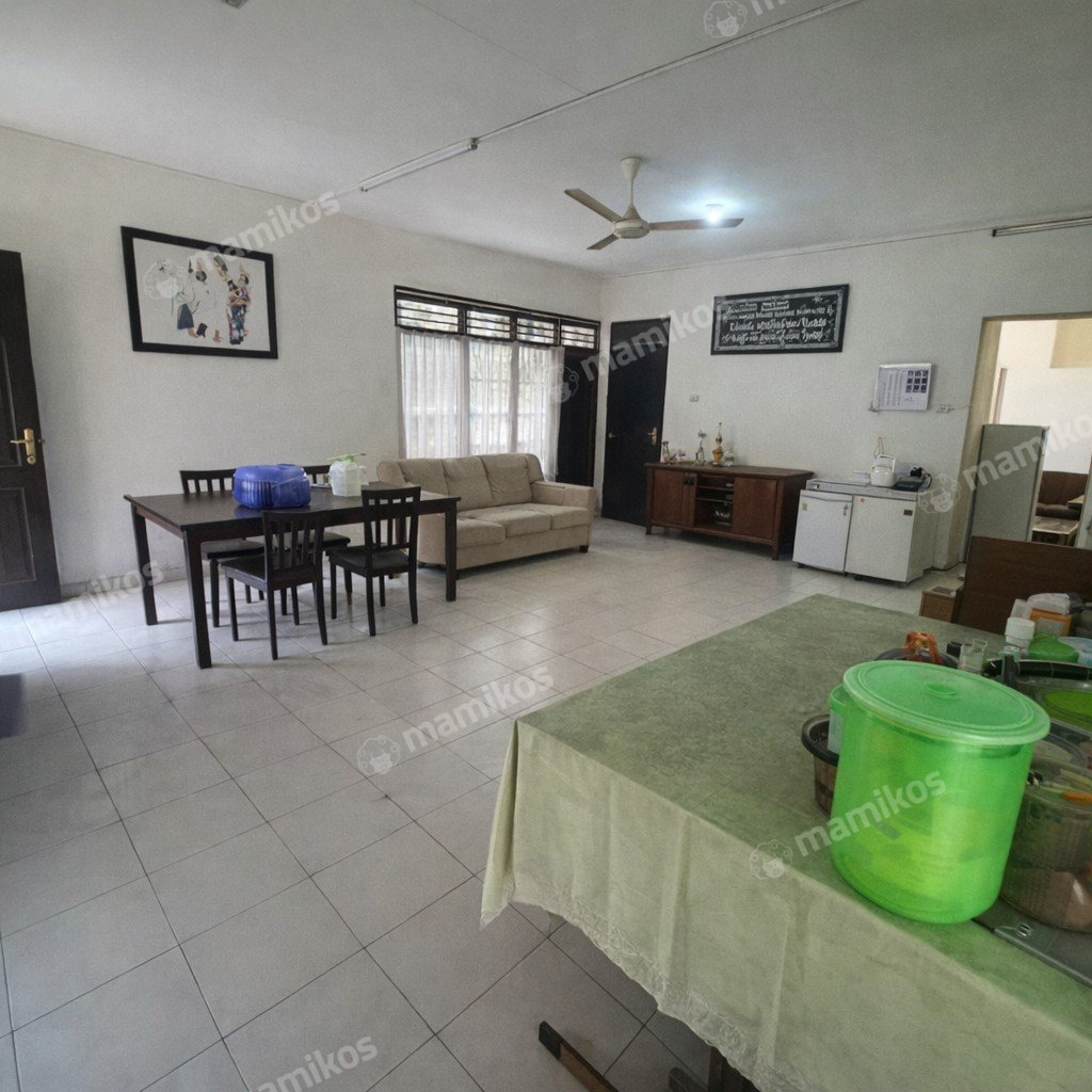 Rumah Sertifikat SHM 3 Kamar Tidur 1 Kamar Mandi Duren Sawit Jakarta Timur - Photo 4