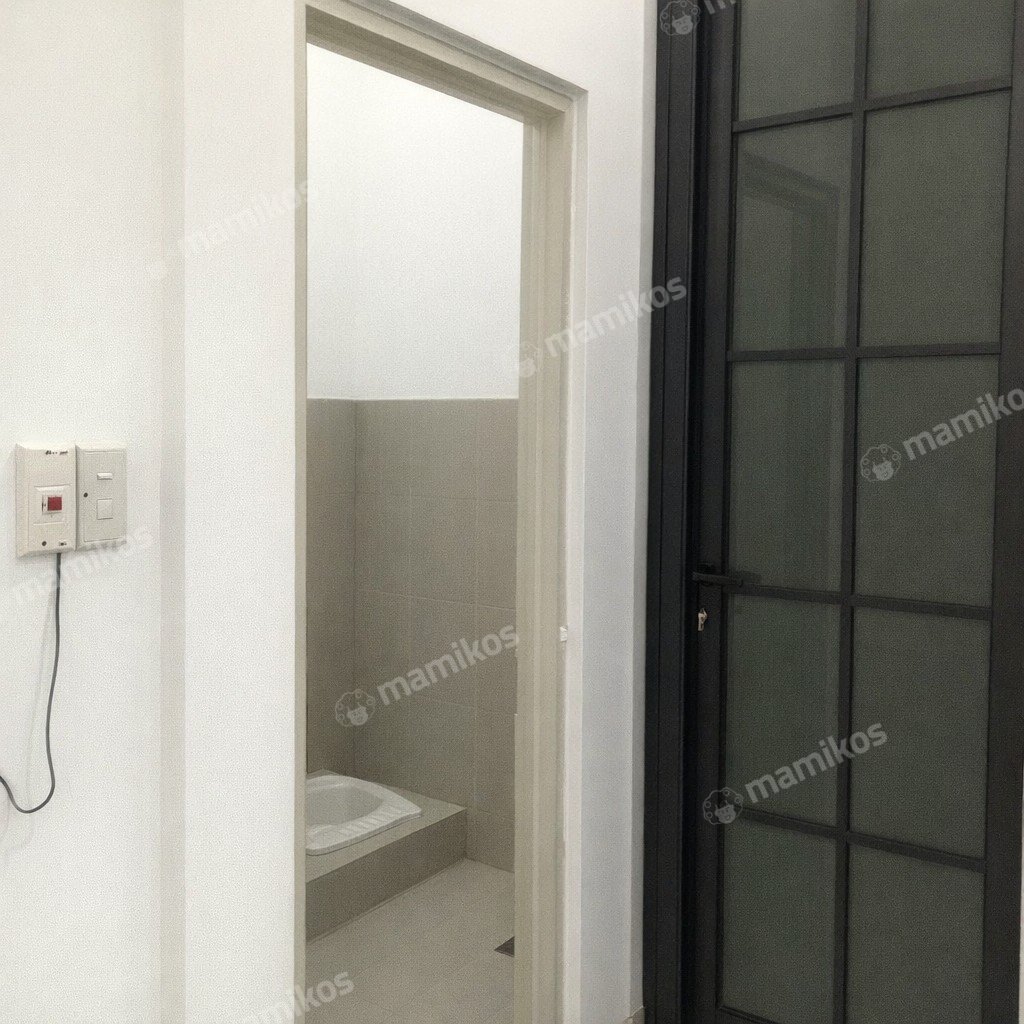 Rumah Sertifikat SHM 4 Kamar Tidur 3 Kamar Mandi Metland Puri Jakarta Barat - Photo 3