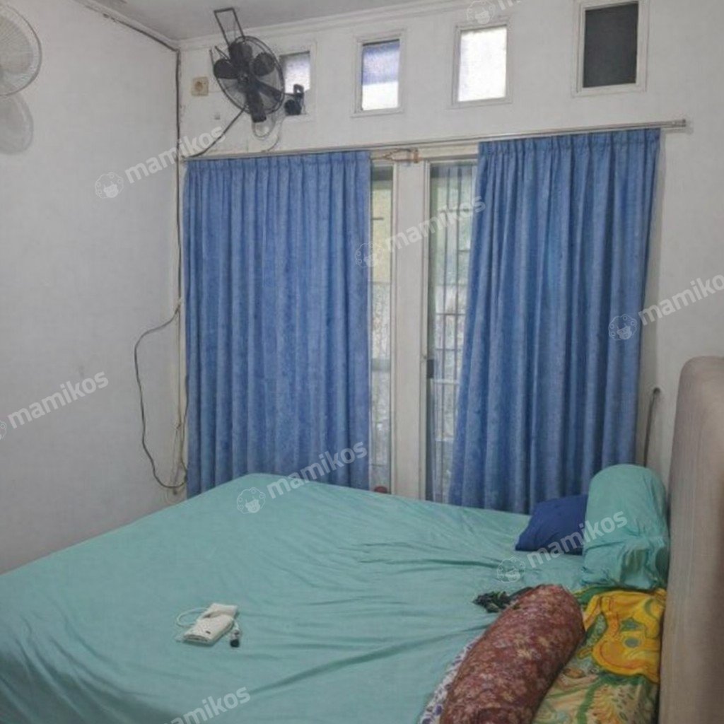 Rumah Sertifikat SHM 3 Kamar Tidur 2 Kamar Mandi Citra Garden Jakarta Barat - Photo 4