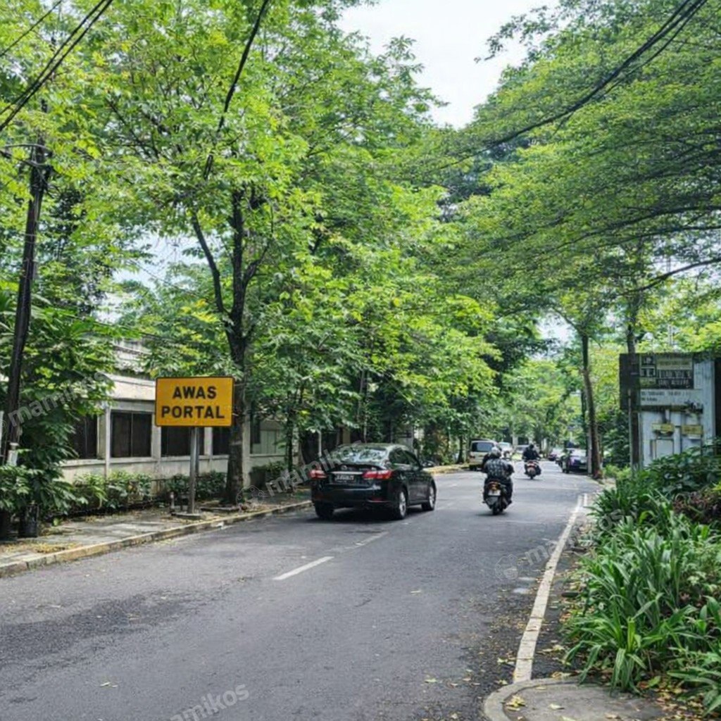 Rumah Sertifikat HGB 6 Kamar Tidur 4 Kamar Mandi Cilandak Jakarta Selatan - Photo 4