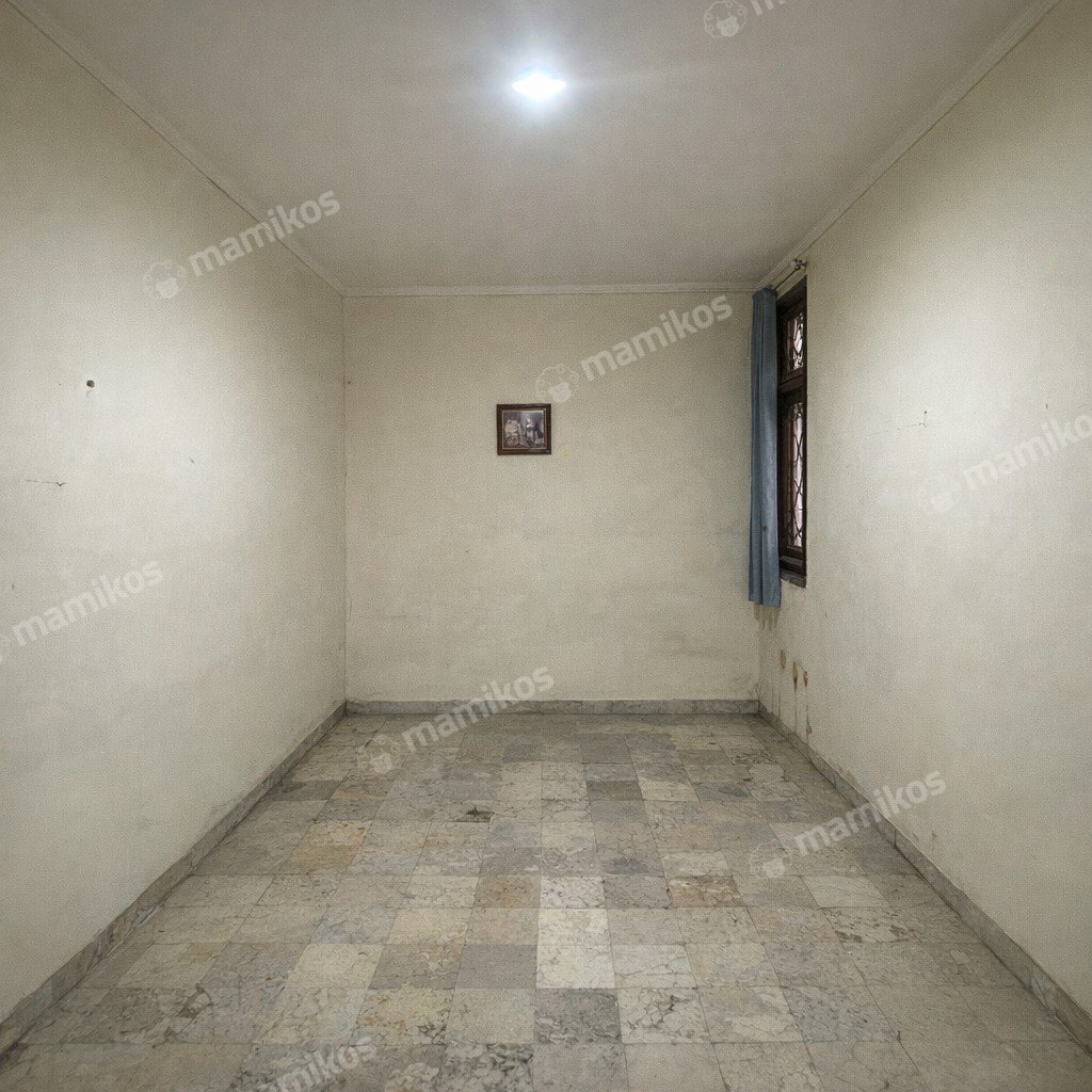 Rumah Sertifikat SHM 3 Kamar Tidur 1 Kamar Mandi Intercon Jakarta Barat - Photo 3