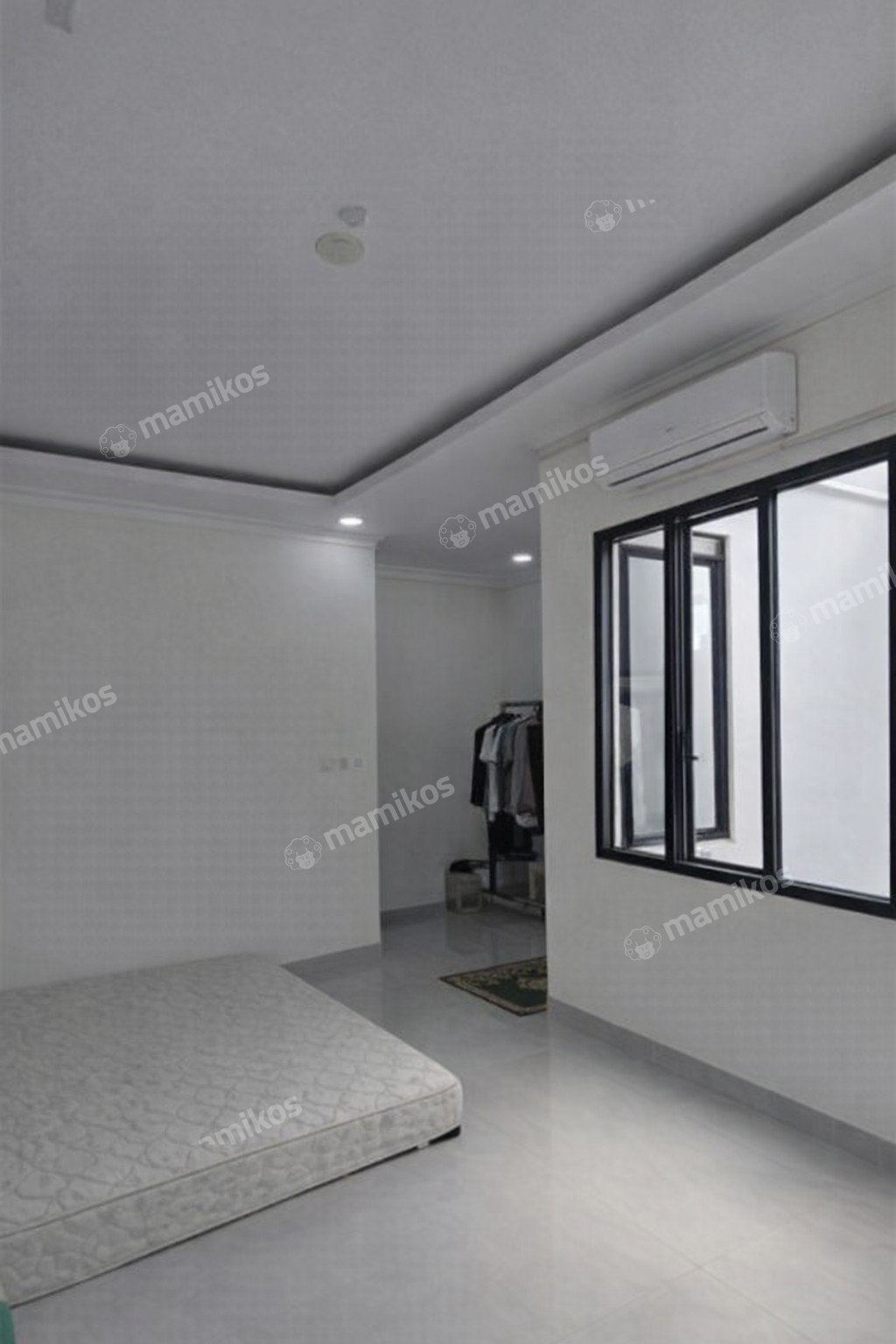 Rumah Sertifikat HGB 4 Kamar Tidur 3 Kamar Mandi Raffles Hills Jakarta Timur - Photo 2
