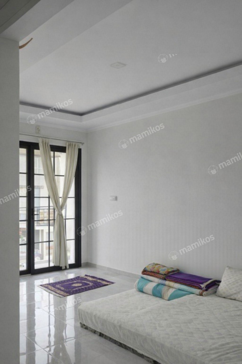 Rumah Sertifikat HGB 4 Kamar Tidur 3 Kamar Mandi Raffles Hills Jakarta Timur - Photo 4