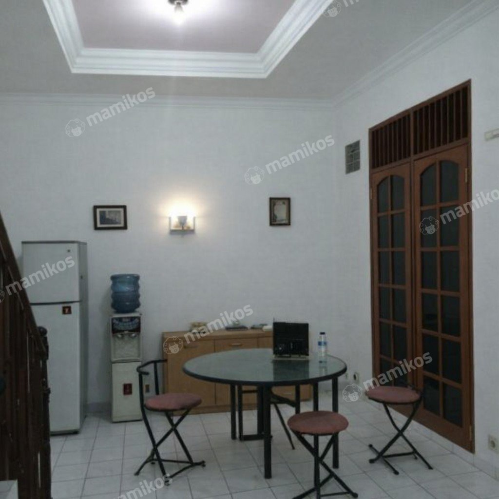 Rumah Sertifikat SHM 4 Kamar Tidur 4 Kamar Mandi Duri Kepa Jakarta Barat - Photo 2