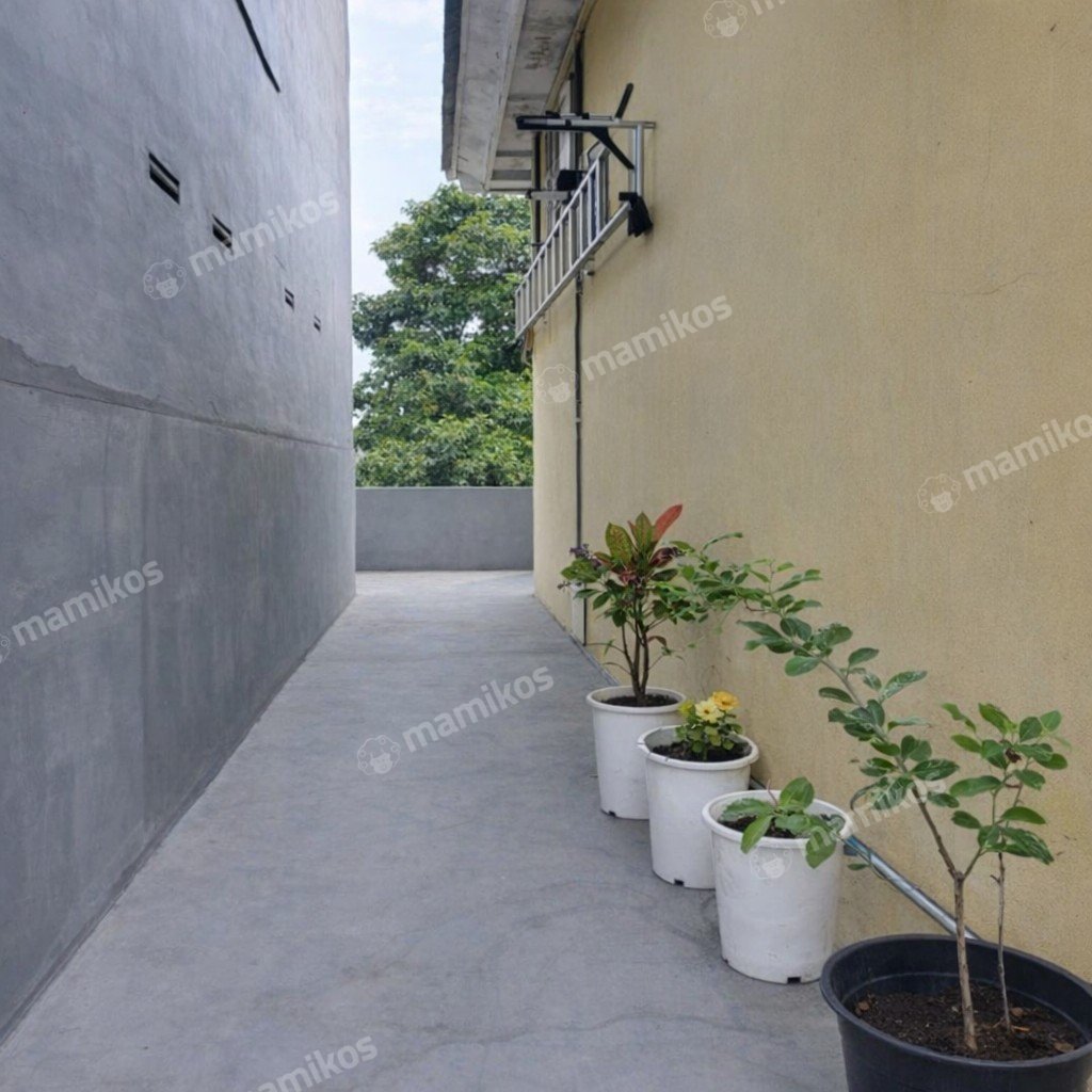 Rumah Sertifikat SHM 3 Kamar Tidur 2 Kamar Mandi Cibubur Jakarta Timur - Photo 5