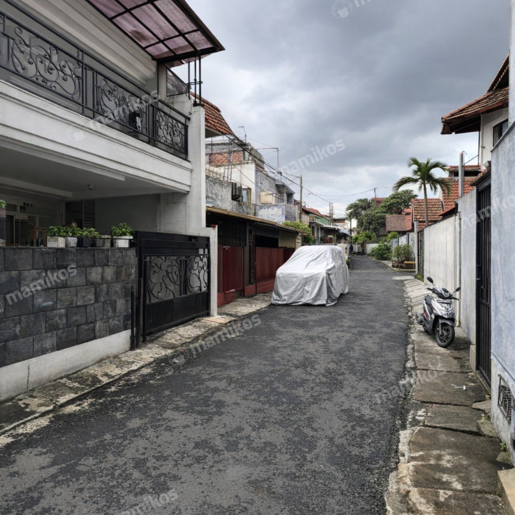 Rumah Sertifikat SHM 3 Kamar Tidur 3 Kamar Mandi Tebet Jakarta Selatan - Photo 2