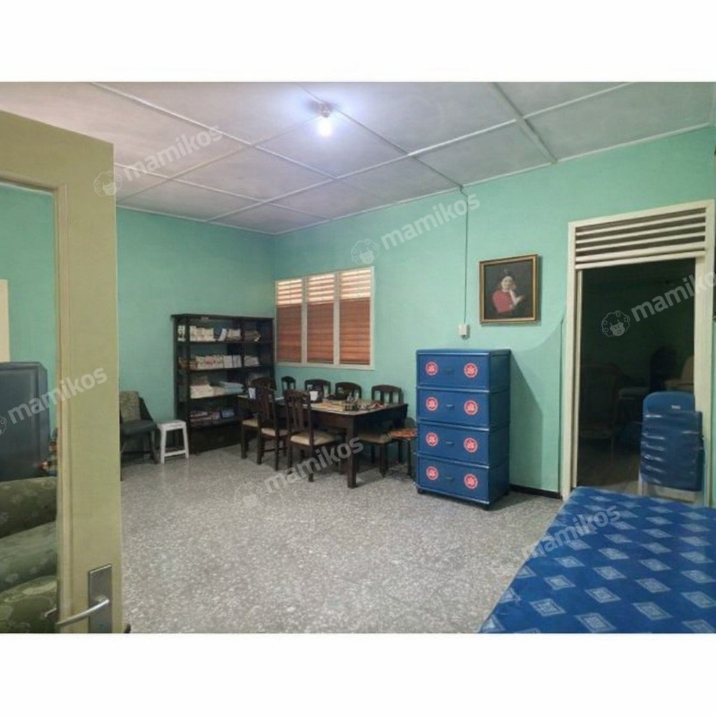Rumah Sertifikat SHM 3 Kamar Tidur 1 Kamar Mandi Kemanggisan Jakarta Barat - Photo 2