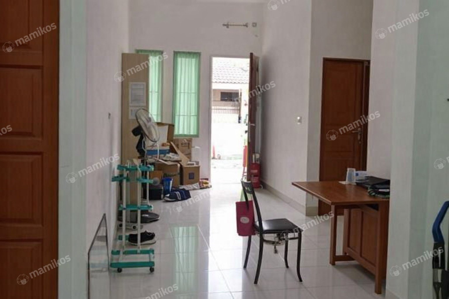 Rumah Sertifikat SHM 4 Kamar Tidur 3 Kamar Mandi Duri Kosambi Jakarta Barat