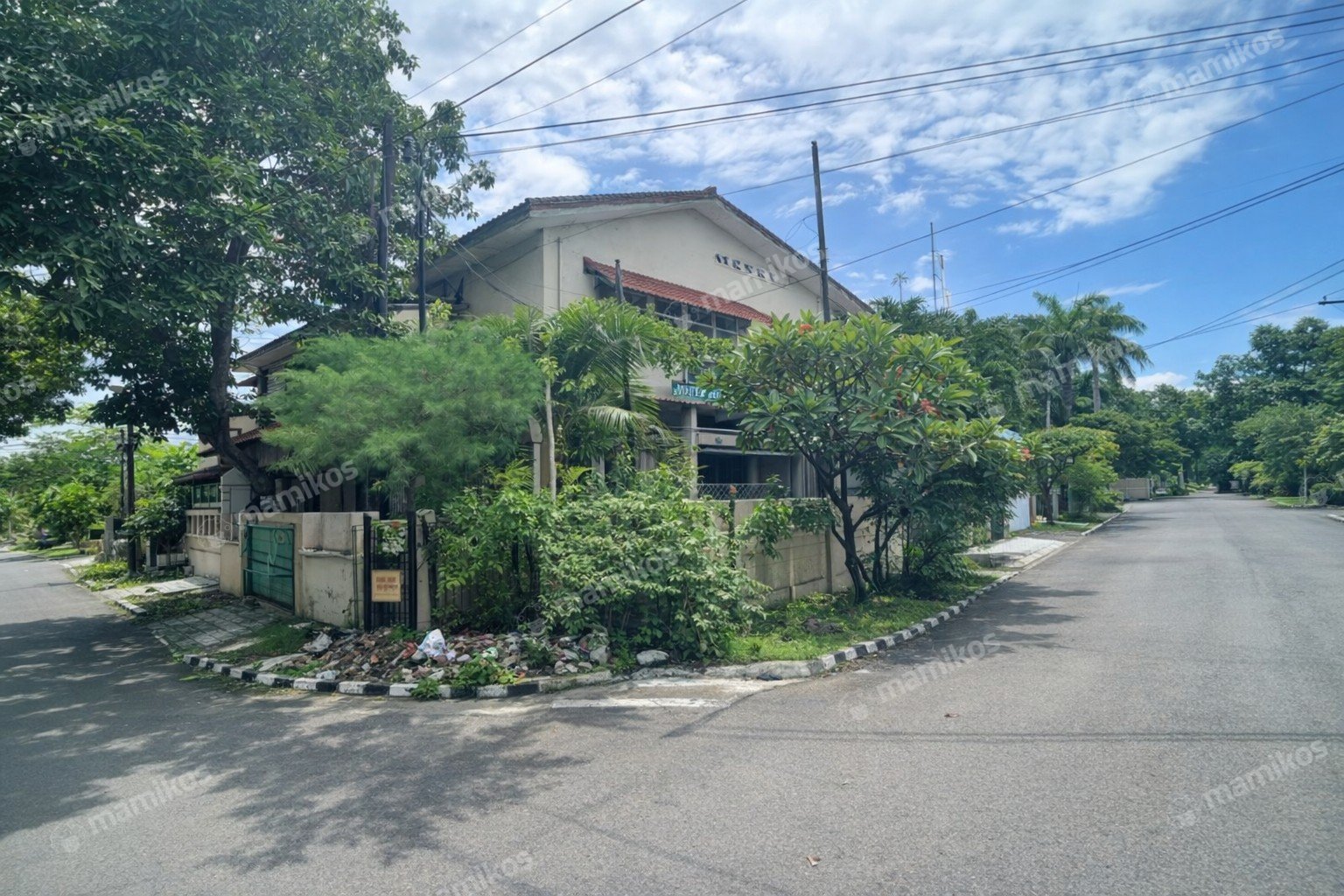 Rumah Sertifikat SHM 6 Kamar Tidur 5 Kamar Mandi Kayu Putih Jakarta Timur
