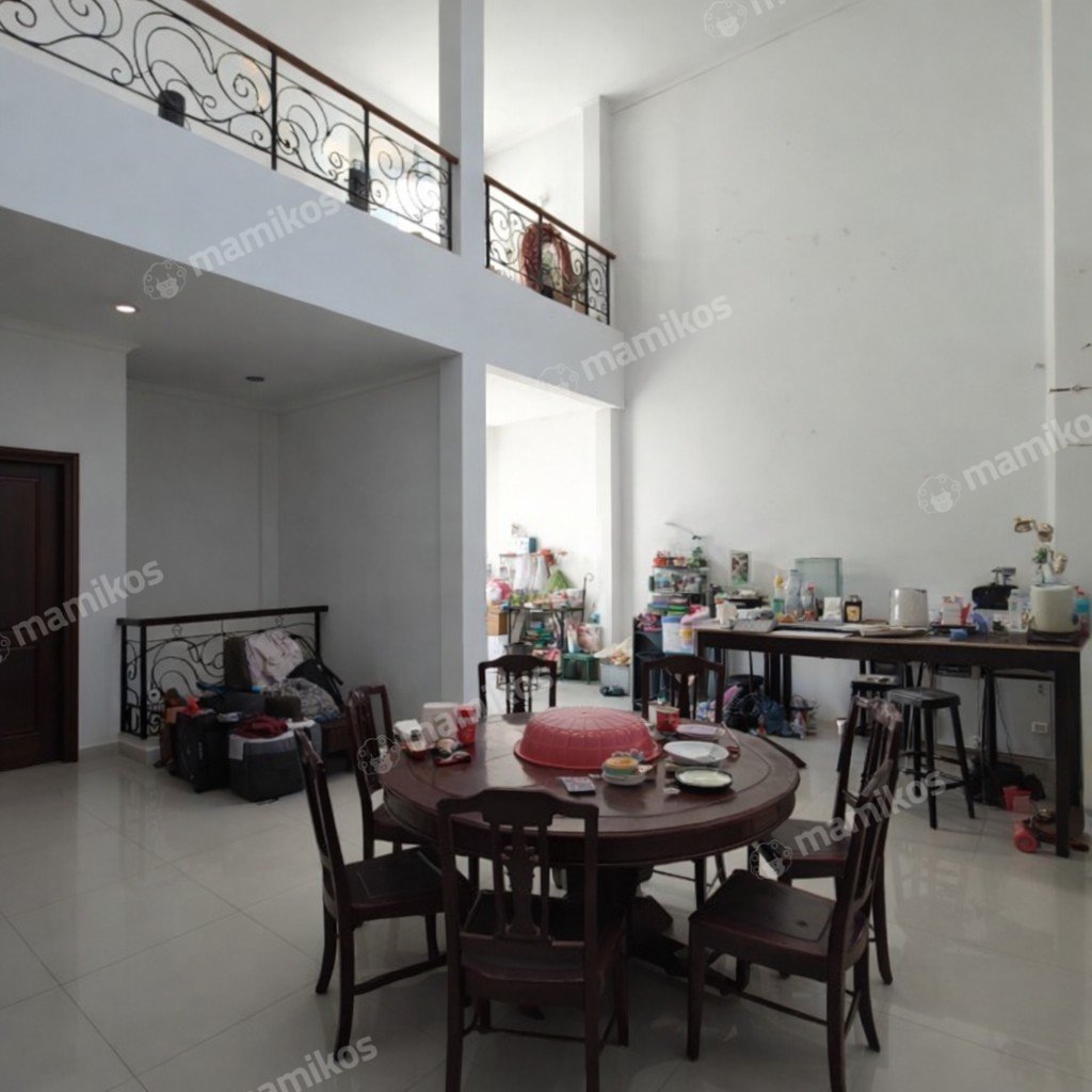 Rumah Sertifikat SHM 5 Kamar Tidur 5 Kamar Mandi Kemanggisan Jakarta Barat - Photo 4