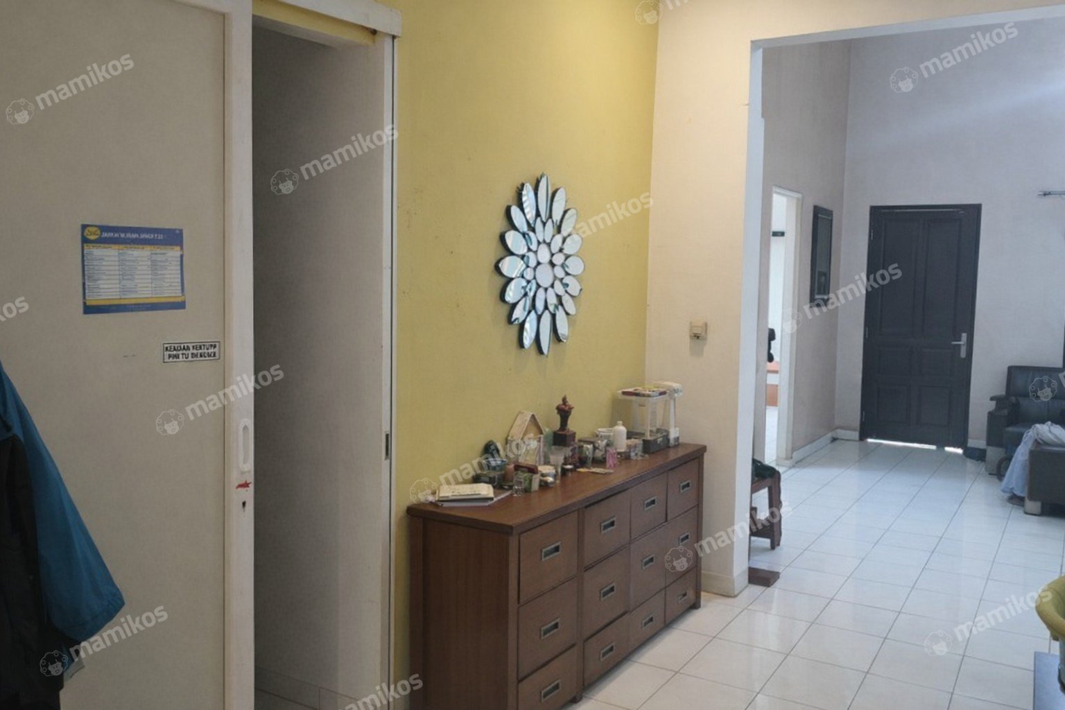 Rumah Sertifikat SHM 3 Kamar Tidur 2 Kamar Mandi Legenda Wisata Jakarta Timur