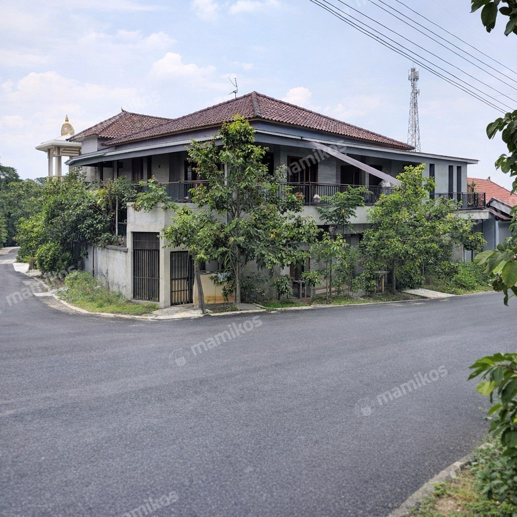 Rumah Sertifikat SHM 8 Kamar Tidur 3 Kamar Mandi Duren Sawit Jakarta Timur - Photo 2