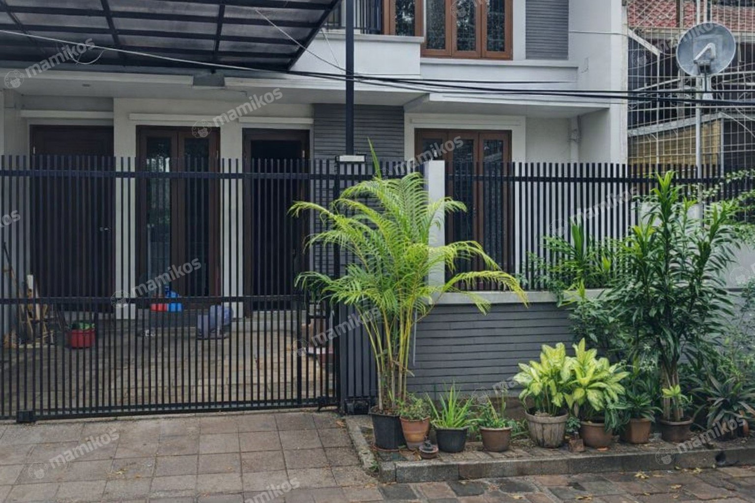 Rumah Sertifikat SHM 4 Kamar Tidur 3 Kamar Mandi Pondok Indah Jakarta Selatan