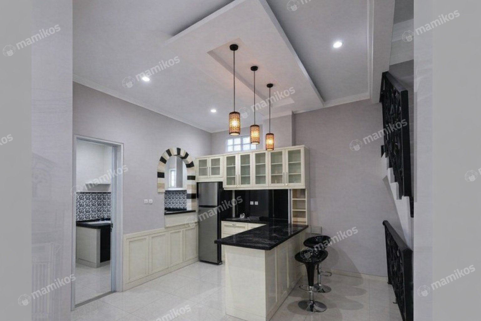Rumah Sertifikat SHM 4 Kamar Tidur 4 Kamar Mandi Kebon Jeruk Jakarta Barat