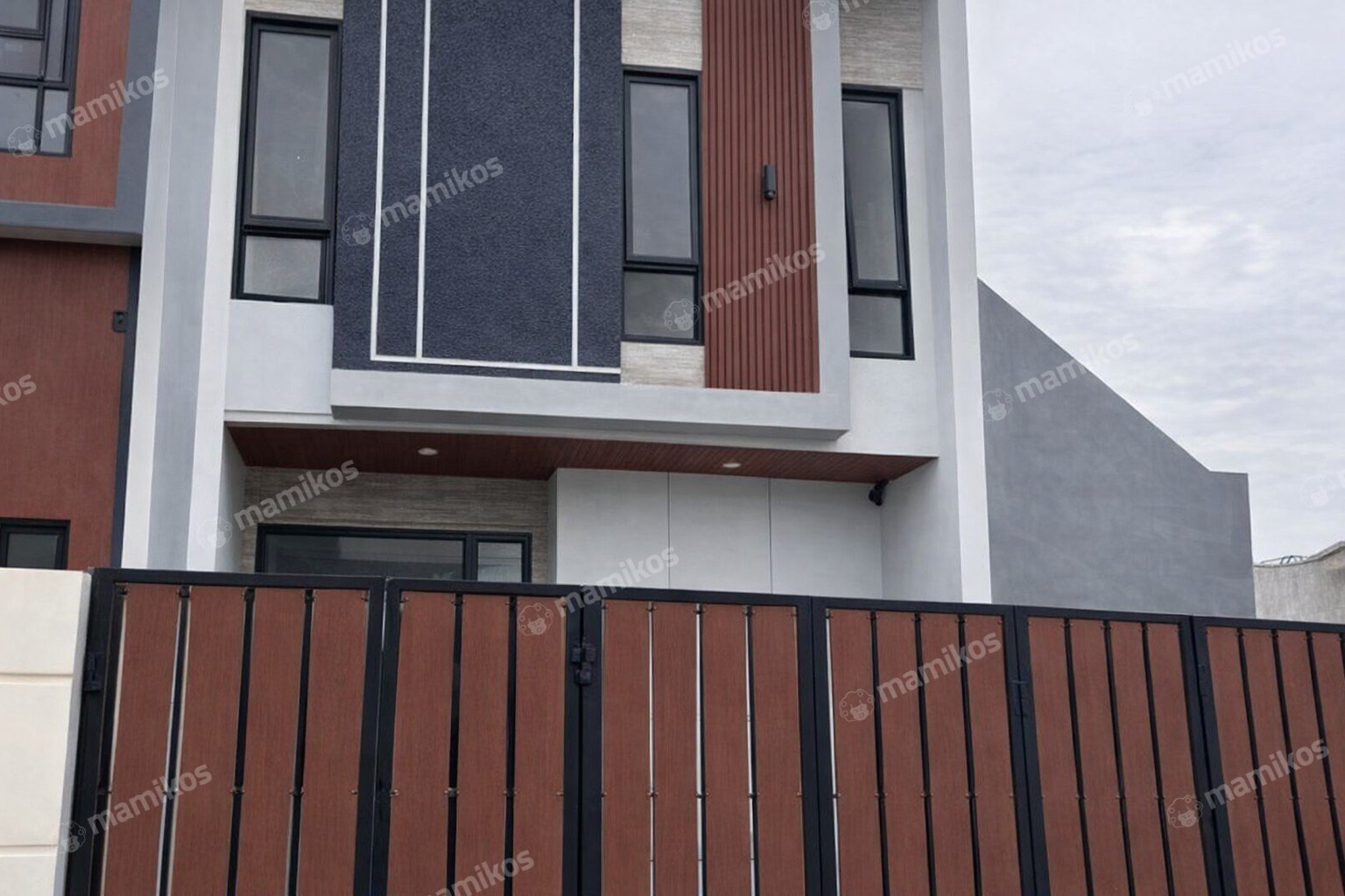 Rumah 4KT 4KM Metland Puri Jakarta Barat