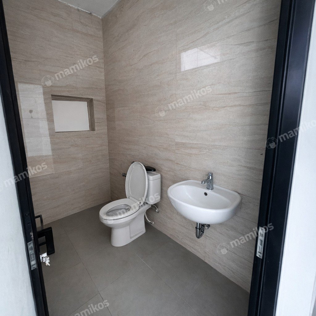 Rumah Sertifikat SHM 4 Kamar Tidur 4 Kamar Mandi Metland Puri Jakarta Barat - Photo 3