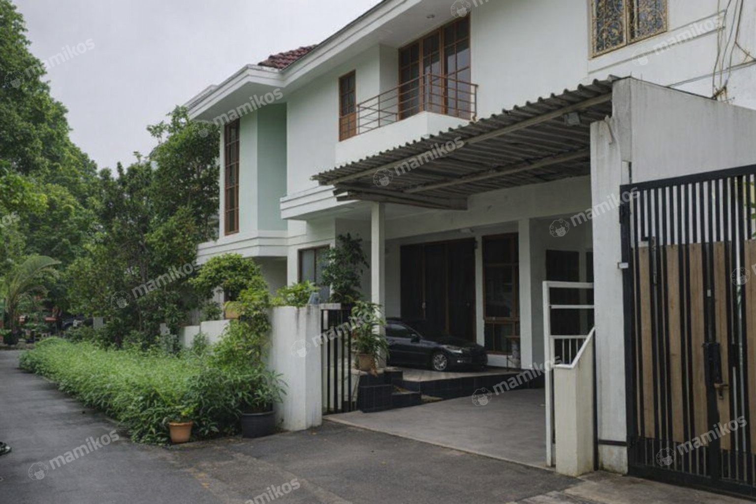 Rumah Sertifikat SHM 6 Kamar Tidur 4 Kamar Mandi Arjuna Selatan Jakarta Barat - Photo 3