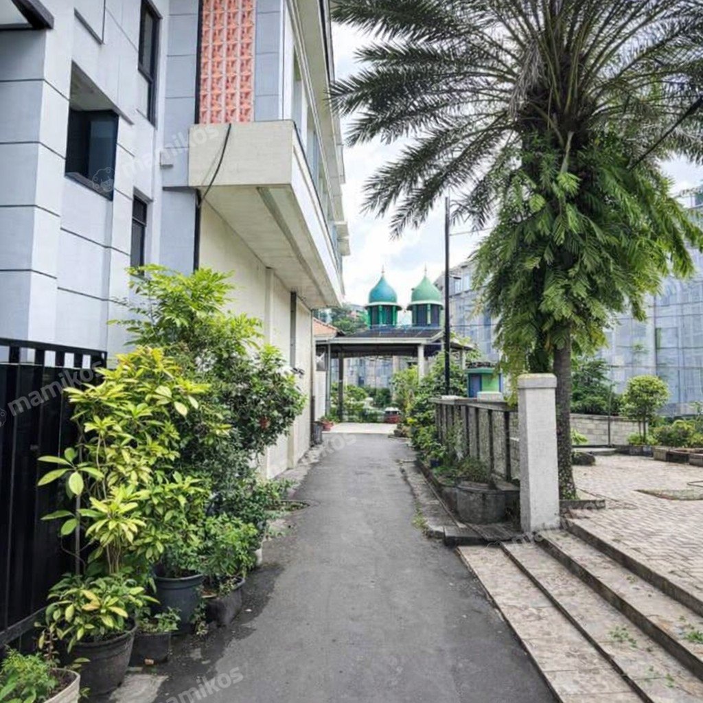 Rumah Sertifikat SHM 3 Kamar Tidur 3 Kamar Mandi Palmerah Jakarta Barat - Photo 4