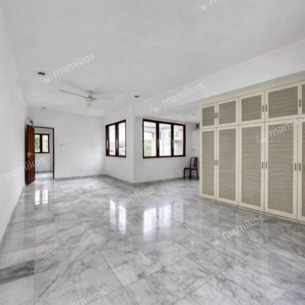 Rumah Sertifikat SHM 7 Kamar Tidur 5 Kamar Mandi Kemang Jakarta Selatan - Photo 2