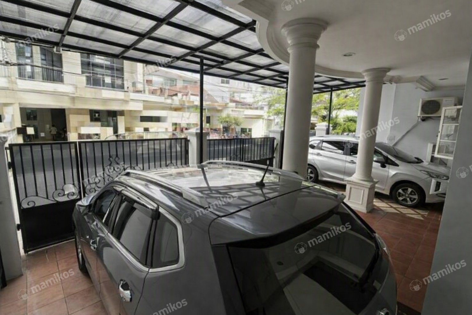 Rumah Sertifikat SHM 4 Kamar Tidur 3 Kamar Mandi Sunter Jakarta Utara - Photo 2