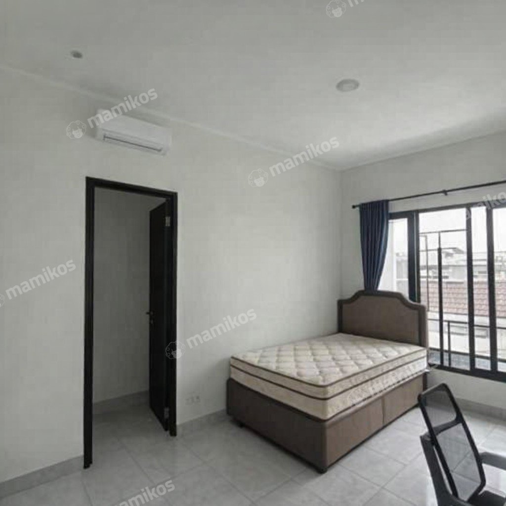 Rumah Sertifikat SHM 3 Kamar Tidur 3 Kamar Mandi Rawa Buaya Jakarta Barat - Photo 5