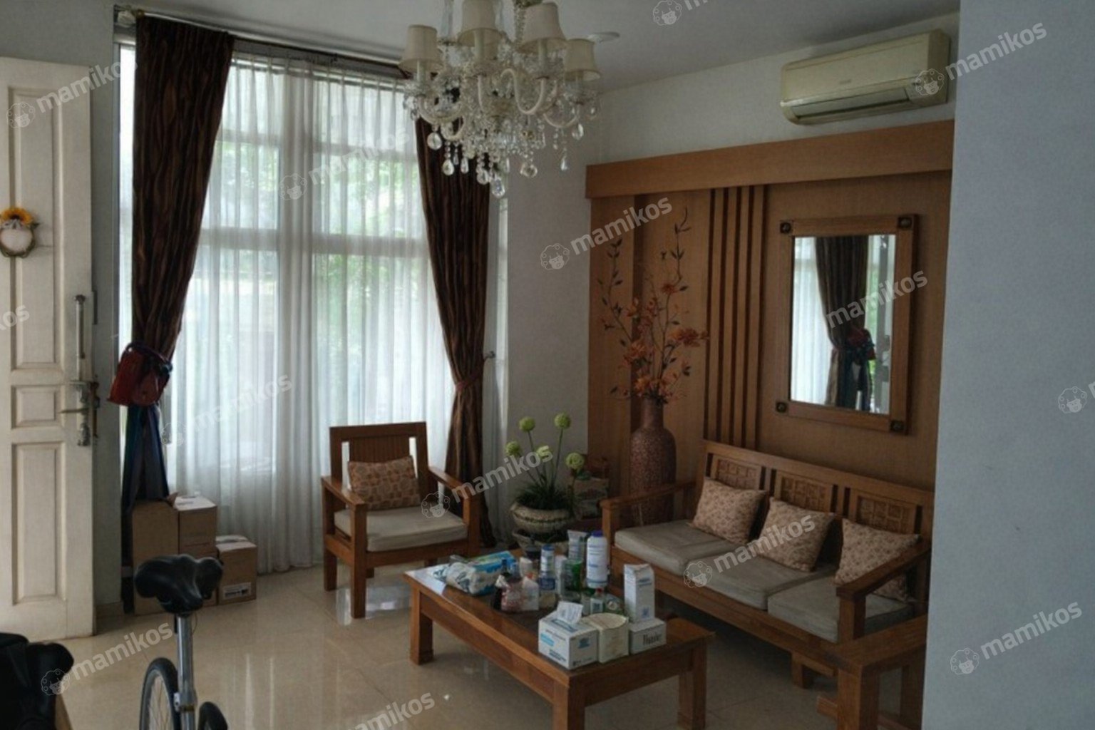 Rumah Sertifikat SHM 5 Kamar Tidur 5 Kamar Mandi Pondok Indah Jakarta Selatan