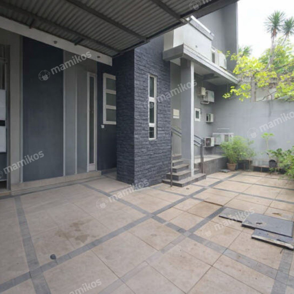 Rumah Sertifikat SHM 3 Kamar Tidur 3 Kamar Mandi Taman Ratu Jakarta Barat - Photo 3