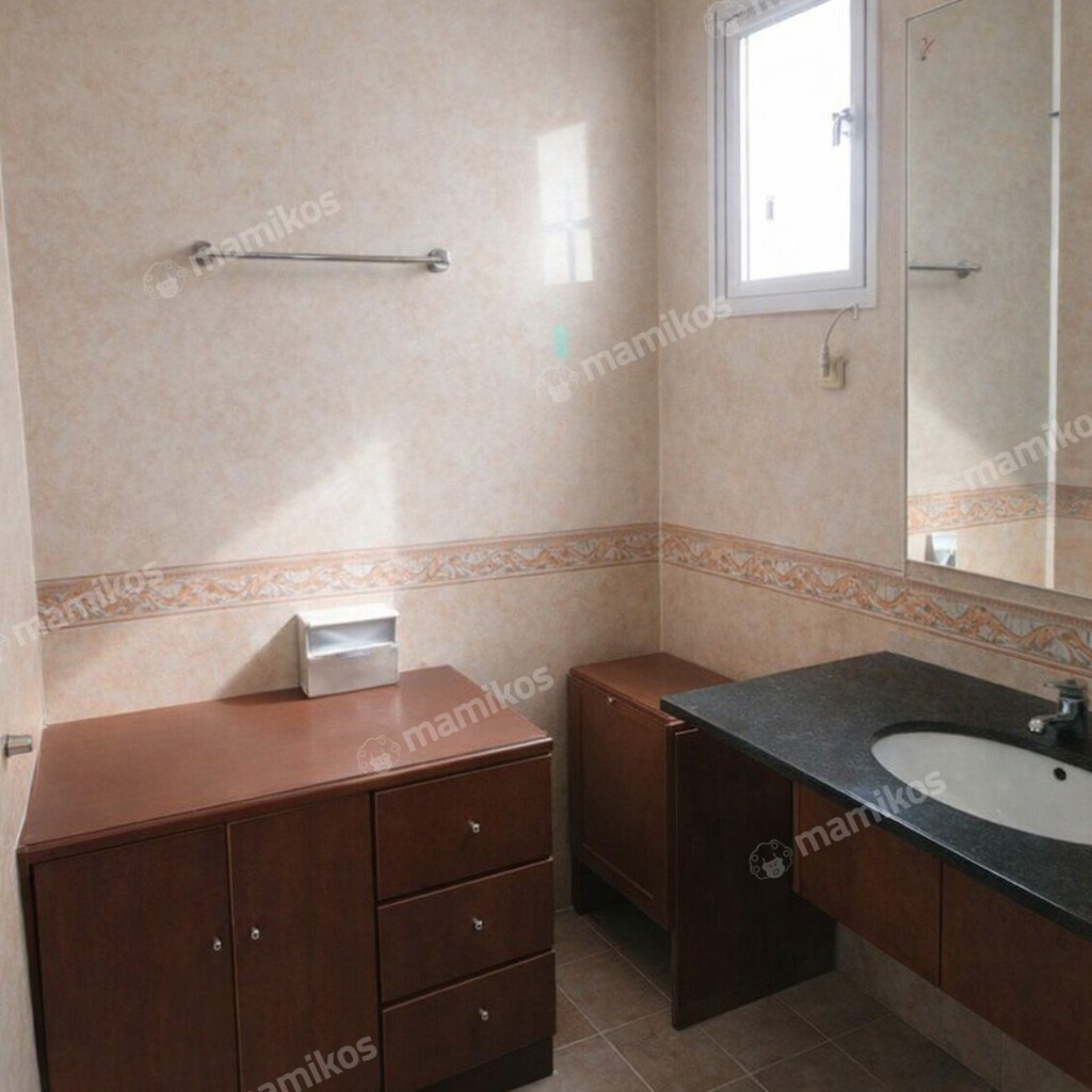 Rumah Sertifikat SHM 3 Kamar Tidur 2 Kamar Mandi Raffles Hills Jakarta Timur - Photo 3