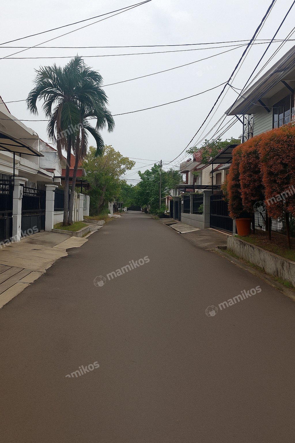 Rumah Sertifikat SHM 4 Kamar Tidur 2 Kamar Mandi Kelapa Gading Jakarta Utara - Photo 2