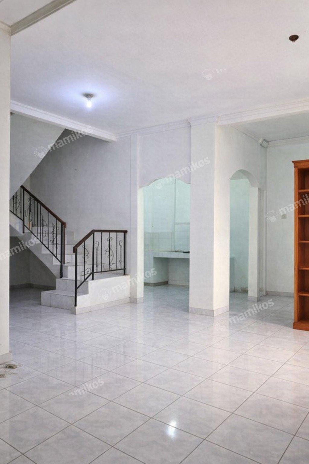Rumah Sertifikat SHM 3 Kamar Tidur 2 Kamar Mandi Jelambar Jakarta Barat - Photo 2