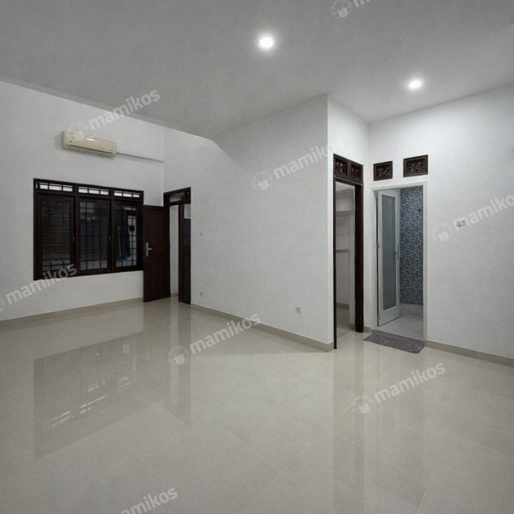 Rumah Sertifikat SHM 3 Kamar Tidur 3 Kamar Mandi Duren Sawit Jakarta Timur - Photo 4