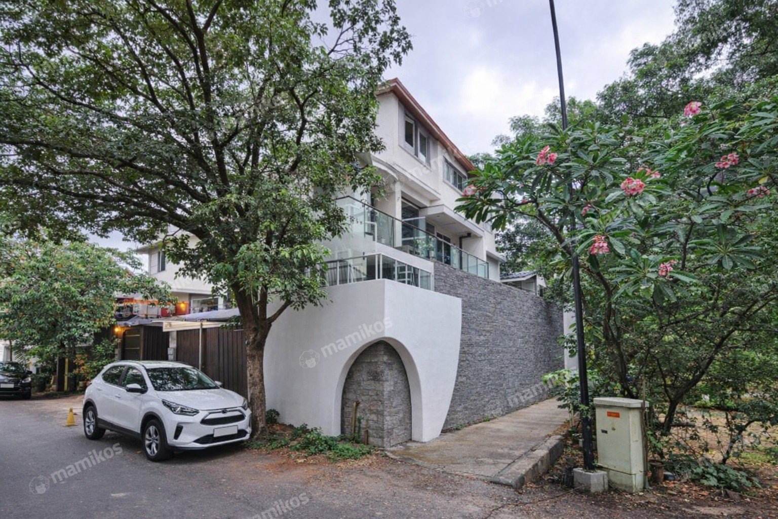 Rumah Baru 6 Kamar Tidur 6 Kamar Mandi Pantai Indah Kapuk Jakarta Utara - Photo 2