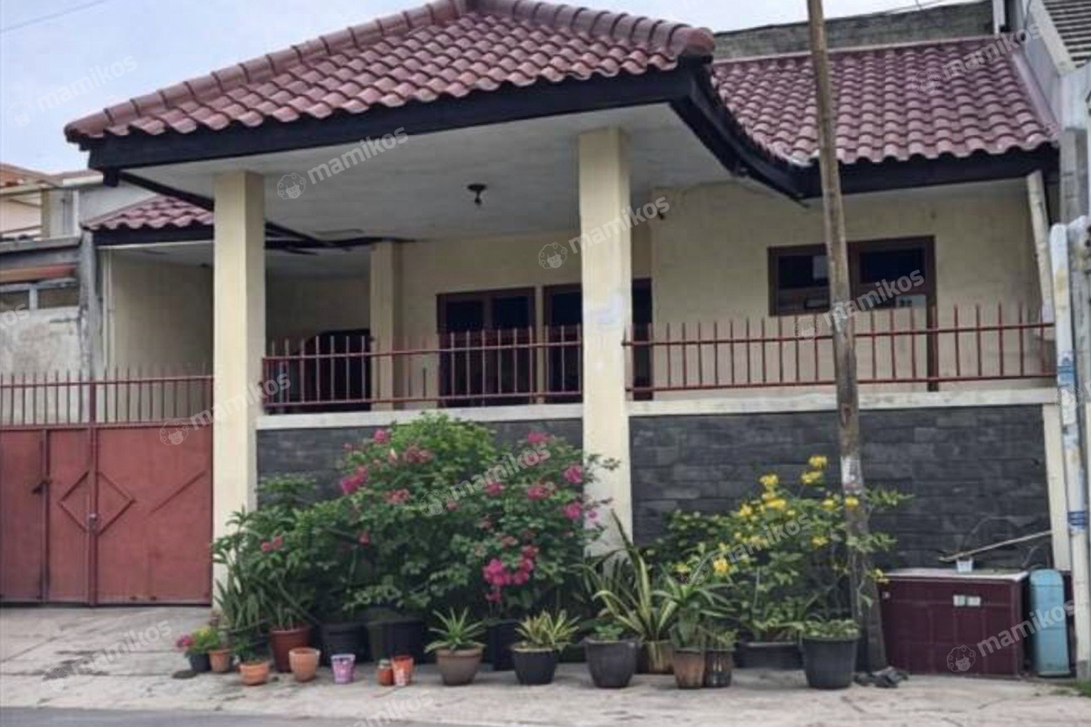 Rumah 3KT 2KM Joglo Jakarta Barat