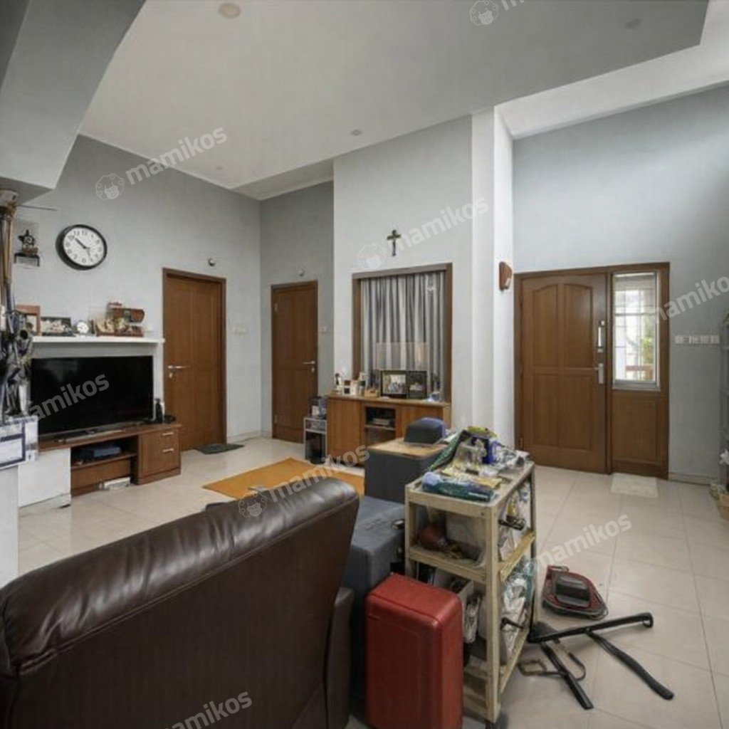 Rumah Sertifikat SHM 5 Kamar Tidur 4 Kamar Mandi Pondok Indah Jakarta Selatan - Photo 3