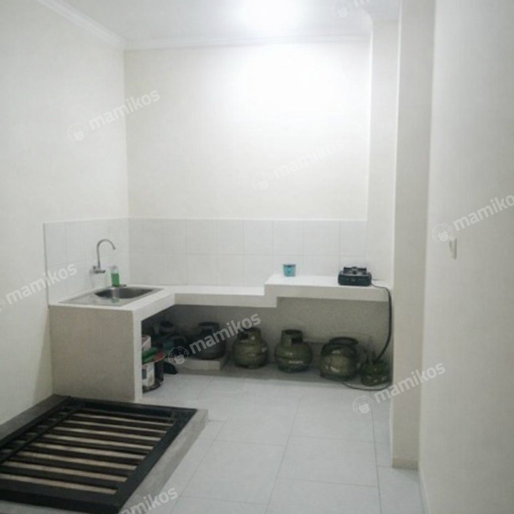 Rumah Sertifikat SHM 32 Kamar Tidur 32 Kamar Mandi Matraman Jakarta Timur - Photo 2