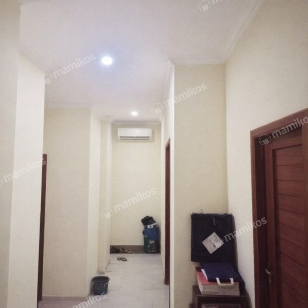 Rumah Sertifikat SHM 32 Kamar Tidur 32 Kamar Mandi Matraman Jakarta Timur - Photo 3