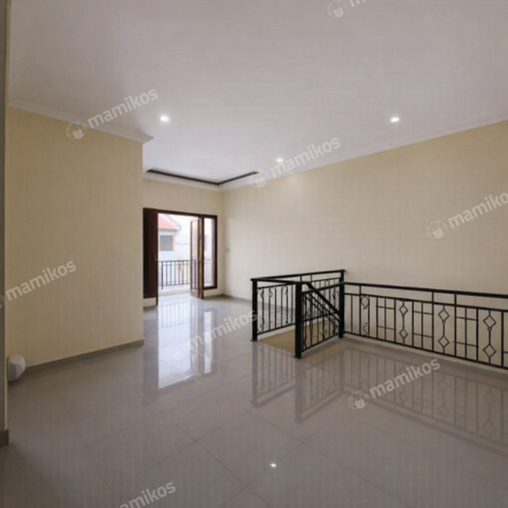 Rumah Sertifikat SHM 5 Kamar Tidur 7 Kamar Mandi Rawamangun Jakarta Timur - Photo 5