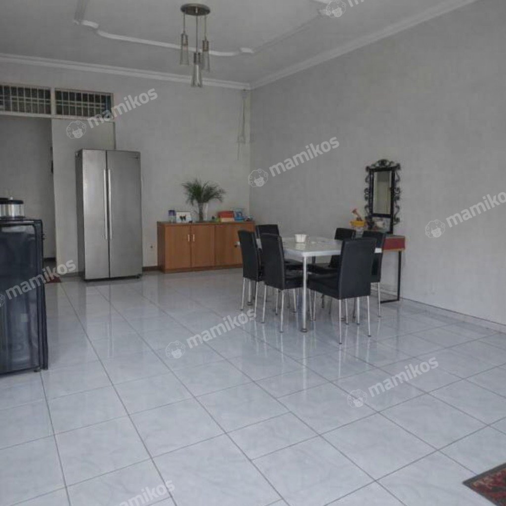 Rumah Sertifikat SHM 4 Kamar Tidur 3 Kamar Mandi Duren Sawit Jakarta Timur - Photo 3