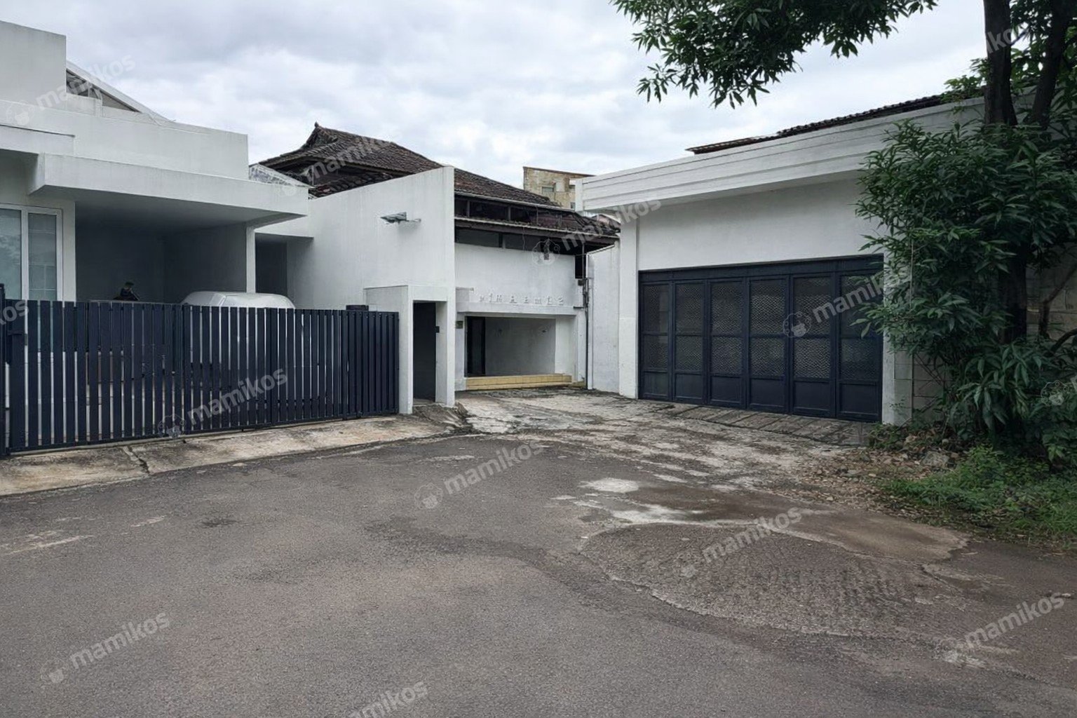 Rumah Sertifikat SHM 4 Kamar Tidur 4 Kamar Mandi Kebayoran Baru Jakarta Selatan