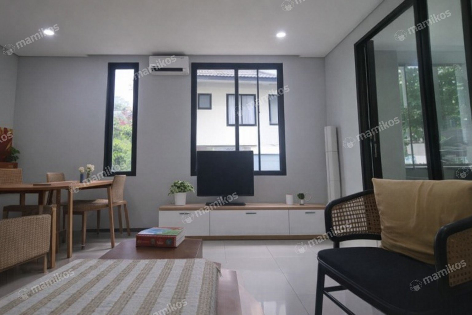 Rumah Sertifikat SHM 3 Kamar Tidur 3 Kamar Mandi Ciganjur Jakarta Selatan - Photo 2