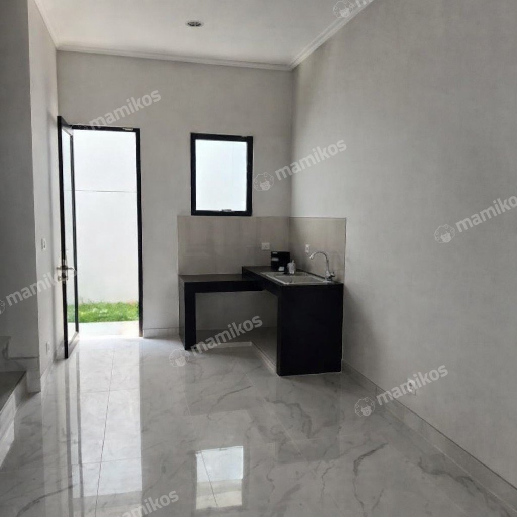 Rumah Sertifikat PPJB 3 Kamar Tidur 3 Kamar Mandi Pantai Indah Kapuk 2 Jakarta Utara - Photo 2