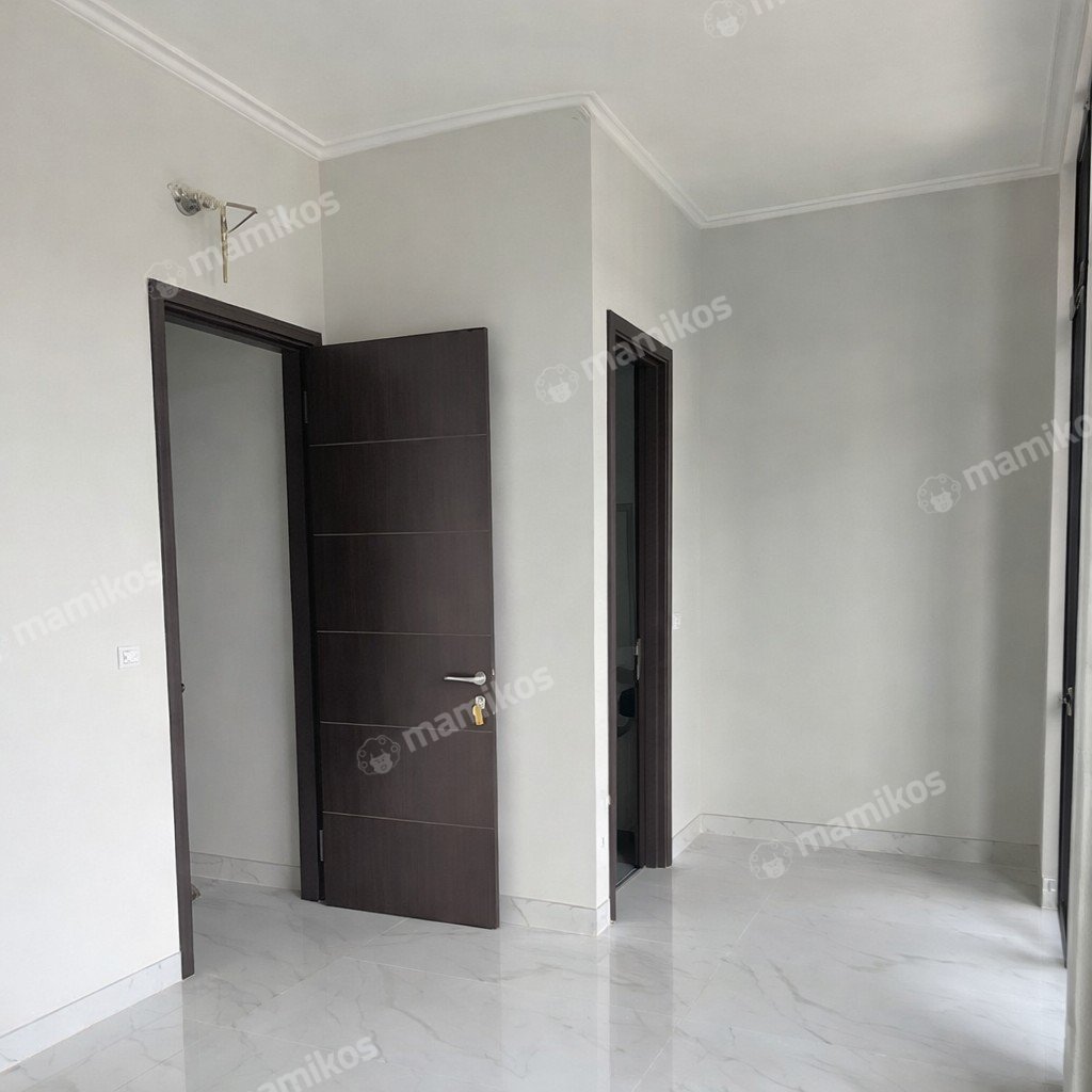 Rumah Sertifikat PPJB 3 Kamar Tidur 3 Kamar Mandi Pantai Indah Kapuk 2 Jakarta Utara - Photo 5